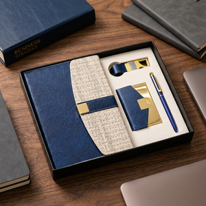 Set de Regalo Ejecutivo de Cuero PU Marrón con Libreta, Bolígrafo, Tarjetero y Llavero - Product Image 6