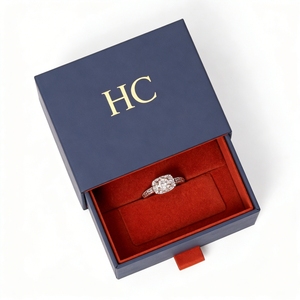 กล่องใส่แหวนแบบคลาสสิกสั่งทำพิเศษ กล่องเก็บเครื่องประดับแบบลิ้นชักแข็งหรูหรา บุผ้ากำมะหยี่ ปั๊มฟอยล์ โลโก้สั่งทำได้ รับผลิตแบบ OEM - Product Image 2