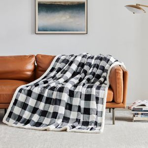 Fábrica personalizada Simple cálido suave Sherpa <span class=keywords><strong>Plaid</strong></span> rayas sofá cama cubierta Navidad impreso portátil dormir polar Manta-Doble - Product Image 6
