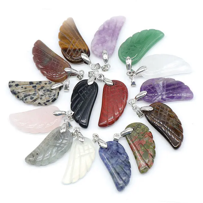 Venta al por mayor Wing Classic Vintage Pendant Jewelry con tarjetas para mujeres Fahion Healing Gemstone Crystal Charms Christmas Jewelry
