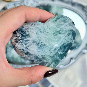 Cœur en fluorite cristal flocon de neige de haute qualité, prix d'usine en gros, pour la décoration intérieure - Product Image 3