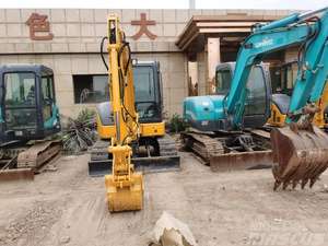 Miniexcavadora Komatsu Pc40 Usada en Buen Estado, Cabina Abierta, Pc 40, Excavadora Pequeña de 4 Toneladas en Venta, Pc40mr - Product Image 2