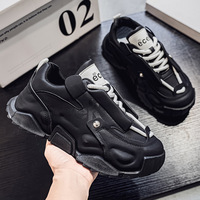 Nouvelles Chaussures Décontractées Homme Printemps/Été Européennes en Cuir Tendance à Semelles Épaisses Rehaussantes et Élégantes, Grandes Tailles