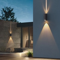 Lumière extérieure décorée d'un faisceau lumineux, lampe murale LED carrée en aluminium étanche IP65 pour jardin