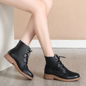 Botines de Cuero Británico de Lujo para Mujer, con Suela Plana, Cordones, Forro de Piel, Tallas Grandes, Resistentes al Desgaste, para Otoño e Invierno - Product Image 3