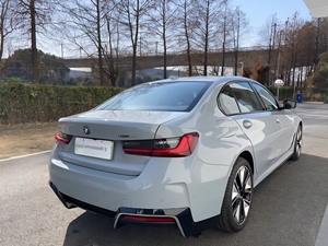 <span class=keywords><strong>BMW</strong></span> i3 d'occasion 2025 EDrive 40 L Shadow Edition Uniland Motors, berline d'occasion à transmission intégrale en Chine, bon état - Product Image 3