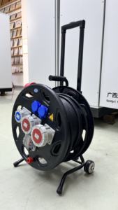 <span class=keywords><strong>สาย</strong></span>พ่วงม้วนเก็บได้ DAMO Factory ยาว 100 ฟุต พร้อมเบรกเกอร์ - Product Image 4