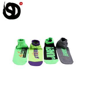 Chaussettes de sport pour trampoline d'intérieur, antidérapantes, avec grip, en coton 100%, designs personnalisés, OEM - Product Image 3