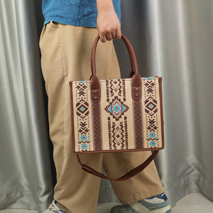 <span class=keywords><strong>Sac</strong></span> fourre-tout quatre pièces de style <span class=keywords><strong>ethnique</strong></span> <span class=keywords><strong>bohème</strong></span>, un <span class=keywords><strong>sac</strong></span> à bandoulière de rangement de grande capacité pour le travail et les déplacements - Product Image 5