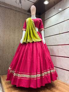 Lehenga Choli Rosa Bordado para Mujer con Dupatta Verde Lima, Traje Étnico de Diseñador para Bodas y Fiestas Tradicionales - Product Image 2