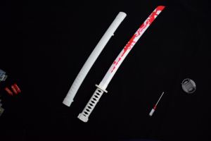 Changement de couleur samouraï LED <span class=keywords><strong>Ninja</strong></span> <span class=keywords><strong>épée</strong></span> <span class=keywords><strong>jouet</strong></span> avec son et clignotant 6 lumières jouets en plastique Halloween Cosplay habiller pour enfants adultes - Product Image 6