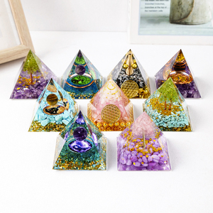 Lámpara de Noche de Resina con Piedras de Cristal Hechas a Mano al por Mayor para Adorno del Hogar y Regalo Espiritual - Product Image 4