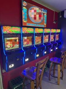 アプタッチ メタルキャビネット ビデオゲーム機用（ポット・オブ・ゴールド/ポーカー/パールカリビアン）12ヶ月保証 タッチスクリーン 19/22インチモニター - Product Image 4