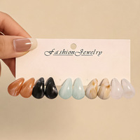Rinhoo Ensemble de Boucles d'Oreilles Goutte d'Eau Multicolores Style Européen et Américain pour Femme, Petites Boucles d'Oreilles en Résine Acrylique avec Aiguille en Acier Inoxydable, Bijoux