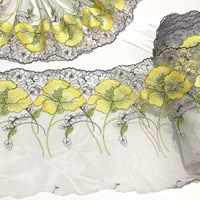 Motif de fleurs vert et blanc jaune clair Tulle Tissu Dentelle Embelli Lingerie Accessoires pour Dames Pantiesdresses