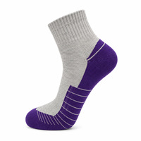 Chaussettes de course professionnelles mi-mollet à fond épaissi, absorbantes et respirantes pour hommes