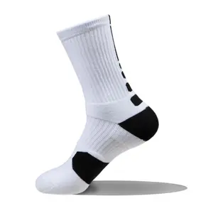 2024 Spring Fashionable Basketball Golf Sport Socks Men Top Quality Custom Socks Logo