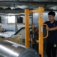 Ruban en fibre de verre haute température avec feuille d'aluminium pour applications industrielles d'isolation thermique, ignifuge et de protection contre la chaleur