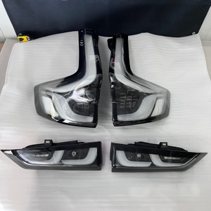 Luces Traseras Transparentes Hechas a Mano para Honda CRV 2023, Luces Traseras LED Negras Serie Venom, Luces Traseras Modificadas - Product Image 2