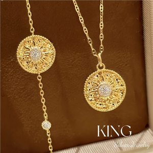 จี้พระอาทิตย์เงินแท้ King Silver Jewelry สร้อยคอเงิน S925 ชุบทอง ประดับคริสตัลและเพชรเทียม เหมาะสำหรับใส่ทุกวัน สร้อยคอแบบ unisex ดีไซน์สวยงาม - Product Image 1