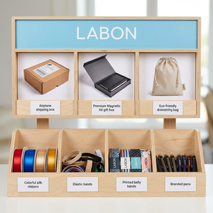 Carnet de notes de luxe personnalisé LABON en velours avec estampage à chaud doré – Accessoire de cinéma et de théâtre, papeterie, cadeau - Product Image 5