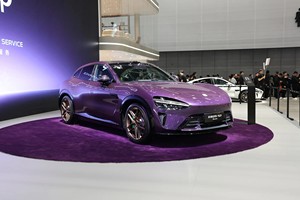 <span class=keywords><strong>Auto</strong></span> Elettrica Usata Xiao mi YU7 SUV Veicolo a Nuova Energia di Seconda Mano - Product Image 3