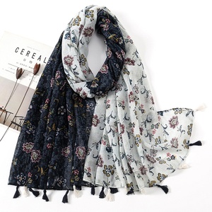 Mode marguerite Floral gland Viscose châle écharpe dame imprimer doux Pashmina étole Wrap <span class=keywords><strong>Snood</strong></span> Bufandas Boho écharpe femme musulmane - Product Image 2