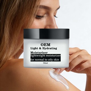 Crema Hidratante Ligera OEM - Crema Facial Ligera <span class=keywords><strong>para</strong></span> <span class=keywords><strong>Piel</strong></span> Normal a <span class=keywords><strong>Grasa</strong></span> - Product Image 2