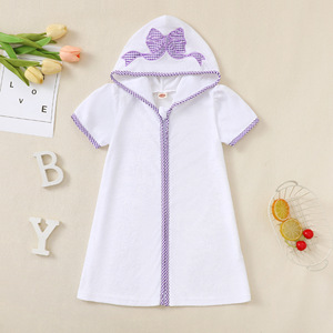 Telo da bagno in cotone per bambini con fiocco ricamato con cappuccio estivo - Product Image 3