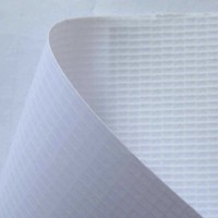 Bannière en PVC Frontlit Laminé Eachsign 440 g/m² avec Finition Brillante/Mate