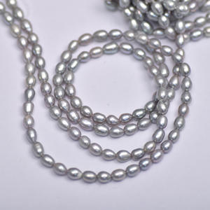 สร้อยคอมุกน้ำจืดสีเทา Zhenduo Ma Mi ขนาด 4-5 มม. มุกข้าวขาว สร้อยมุกแบบหลวม อุปกรณ์ตกแต่งมุก ขายส่ง - Product Image 4