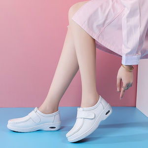 Chaussures d'infirmière pour femmes avec semelles souples, anti-fatigue, antidérapantes, plates, à semelle épaisse, augmentant la taille, chaussures de travail médicales - Product Image 2