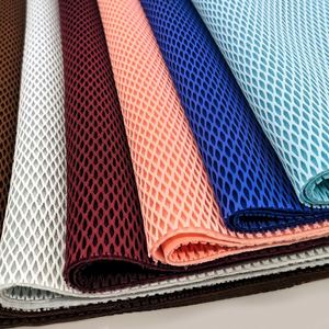 Tissu en maille sandwich tricoté chaîne 100 % polyester de haute qualité DT832-P pour sacs à dos de sport - Product Image 3