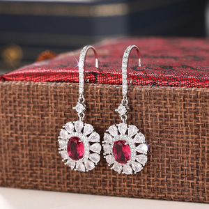 Orecchini ovali con zirconi a forma di girasole per donna, eleganti gioielli floreali alla moda - Product Image 6