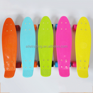 Vente en gros de matériel frais de haute qualité poisson planche à roulettes en plastique Cruiser planche à roulettes en plastique - Product Image 4