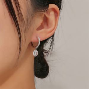 Pendientes de Aro de Circonita Cúbica Chapados en Oro de Diseño Boutique RAKOL EP2835 para Mujer, Novia de Boda, Joyería de Lujo - Product Image 6