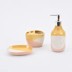 Joyye卸売透明釉薬石鹸皿セラミックバスルームユニークなバスセット石鹸皿排水
