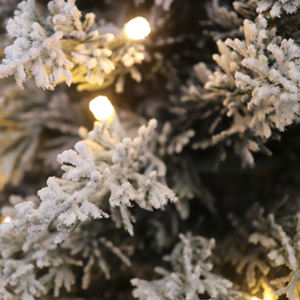 Árbol de Navidad de Abeto Preiluminado en Maceta de 60cm, 90cm, 120cm con 100 Luces LED, Ramas Realistas con Nieve, Fácil de Instalar - Product Image 4