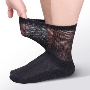<span class=keywords><strong>Calze</strong></span> da donna autunnali in fibra di bambù Casual da donna con tubo per diabete comode a molla larga <span class=keywords><strong>senza</strong></span> <span class=keywords><strong>elastico</strong></span> corpo alto - Product Image 1