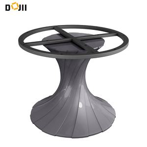 Mid-Century Modern Noyer Retro Color Petite taille <span class=keywords><strong>Table</strong></span> <span class=keywords><strong>en</strong></span> résine époxy <span class=keywords><strong>Table</strong></span> à manger ronde <span class=keywords><strong>en</strong></span> bois pour 4 <span class=keywords><strong>en</strong></span> vente - Product Image 4