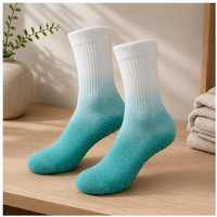 Chaussettes de yoga et de Pilates mi-longues antidérapantes à dégradé, respirantes, à séchage rapide, en coton anti-transpiration, technique tricotée pour l'automne