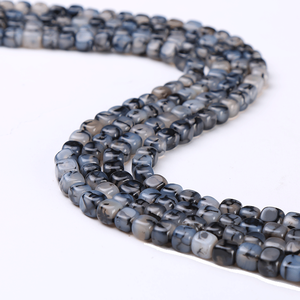 ลูกปัดพลอยสีแดงธรรมชาติสำหรับทำเครื่องประดับ 2211 ทรงเหลี่ยมเจียระไน อาเกตและคาร์เนเลียน ขนาด 8 มม. และความสูง 3 มม. - Product Image 1