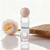 Vente chaude Bouteille de parfum en verre carrée Vaporisateur Bouteille de parfum verte 30ml 50ml 100ml Bouteille de parfum vide avec bouchon