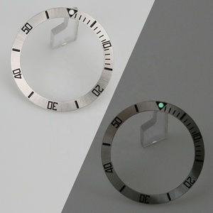 Nuevos Insertos de Bisel Inclinado de Acero Inoxidable Pulido SKX007 de 38 mm y 30,6 mm para 2024 - Product Image 1