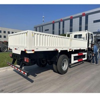 HOWO Camions de fret légers 6 roues Mini Cargo Camion Prix du camion