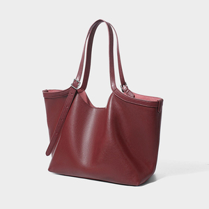 Sacs à main femme China Gros OEM Usine Designer Sac Tote Cuir Véritable Femme Grande Capacité Sac Scolaire et Ordinateur - Product Image 1