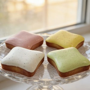Juguete Antiestrés de Goma Suave Realista con Forma de Tostada de Crema, Colores Surtidos, de Levantamiento Lento, el Más Vendido - Product Image 2