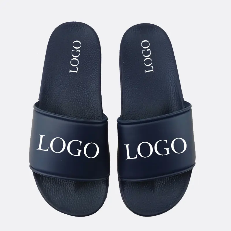 Zapatillas deslizantes negras con logotipo personalizado de PVC de estilo clásico para hombre, sandalias deslizantes en blanco personalizadas, zapatillas con logotipo personalizado para hombre
