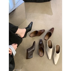 Sandalias de Tacón Medio con Punta Puntiaguda, de Cuero Genuino, Estilo Elegante, para Todas las Temporadas, Color Sólido, Envío Directo - Product Image 1