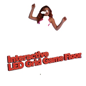 Manège de parc d'attractions immersif interactif en plastique et métal avec LED 9D VR pour usage éducatif - Product Image 1